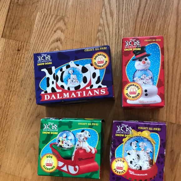 4pc set MCDonalds 101 Dalmatian snow domes 1996 - Picture 1 of 2